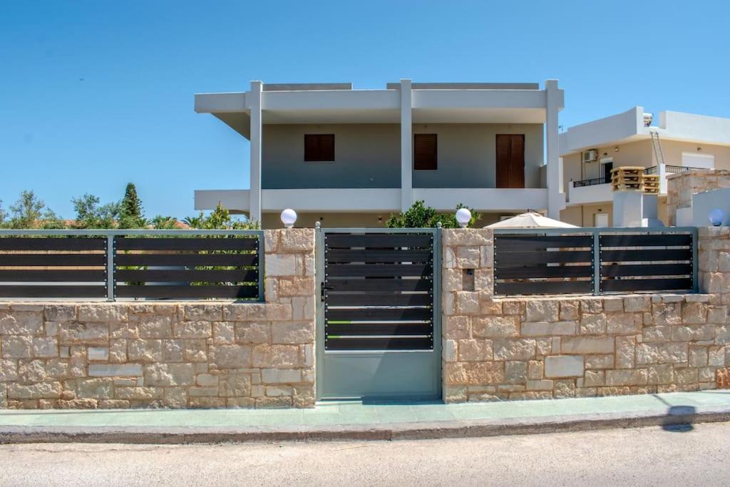 Md Residence Near The Beach W Bbq And Private Parking Χερσόνησος Εξωτερικό φωτογραφία